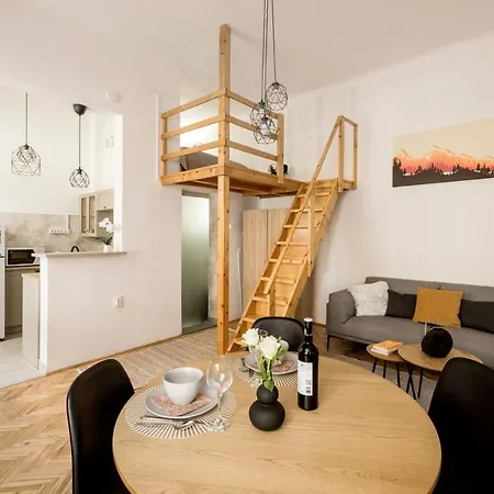 Balint Next To Synagogue, Location In Center Apartment Budapest